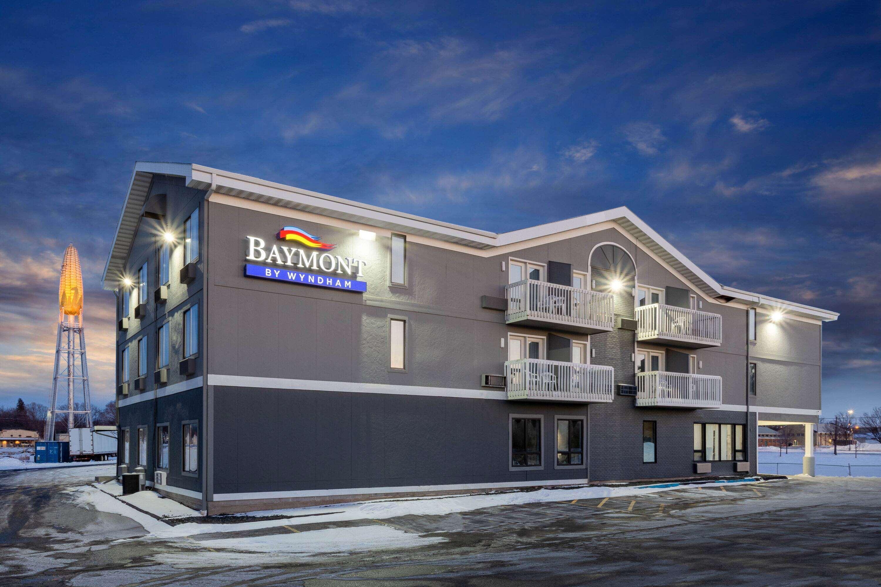 Baymont By Wyndham Rochester Mayo Clinic Area Exteriör bild